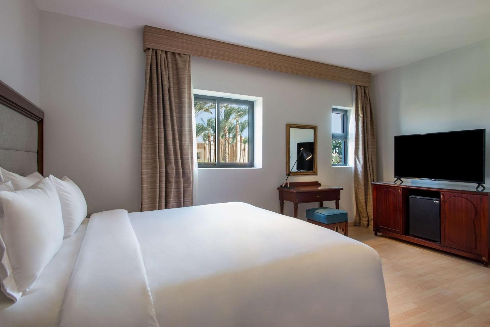 Marina Resort Port Ghalib, A Member Of Radisson Individuals エクステリア 写真